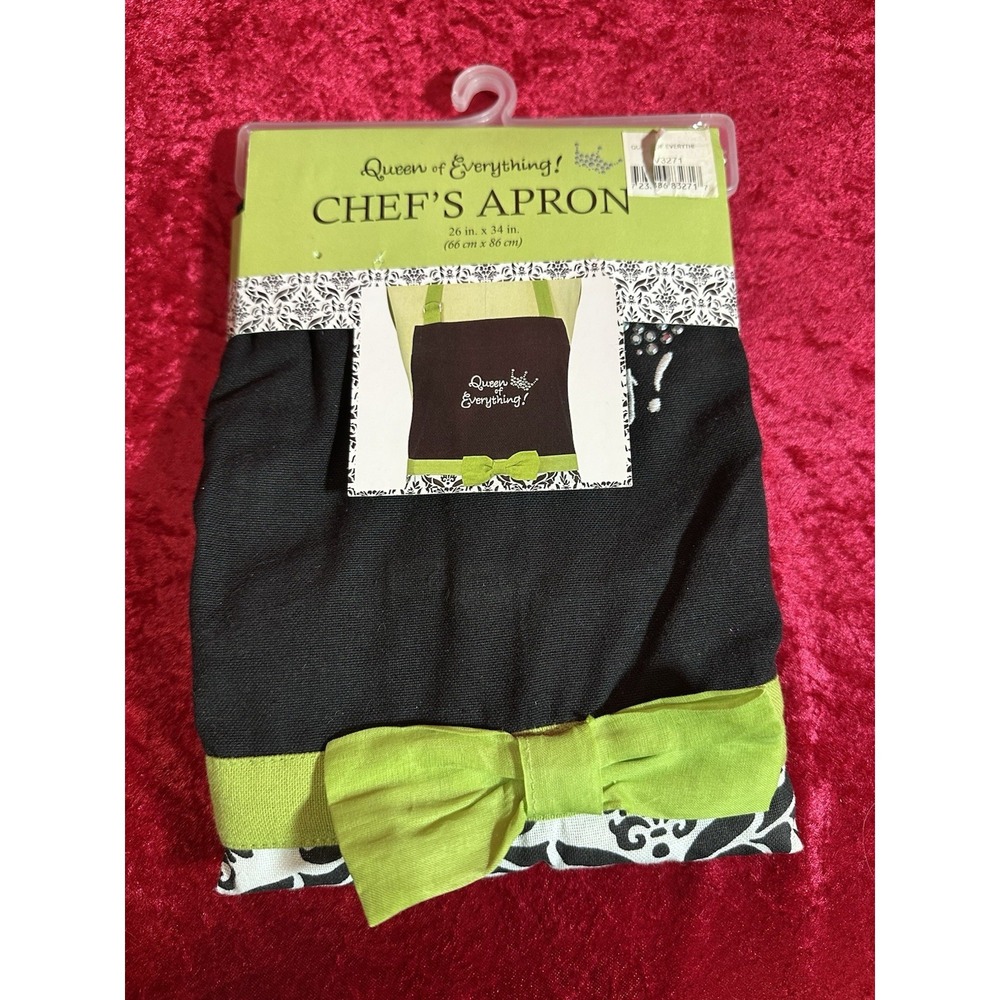 Kay Dee Designs Queen of Everything Chef's Apron Black White Damask Green V3271